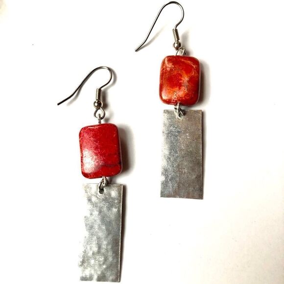 🍭6/$30 | Dual Geometric Dangle Earrings - Picture 2 of 3